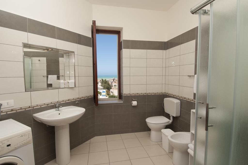 Residence Sicilia Mare- Casa Vacanza Scoglitti Dış mekan fotoğraf