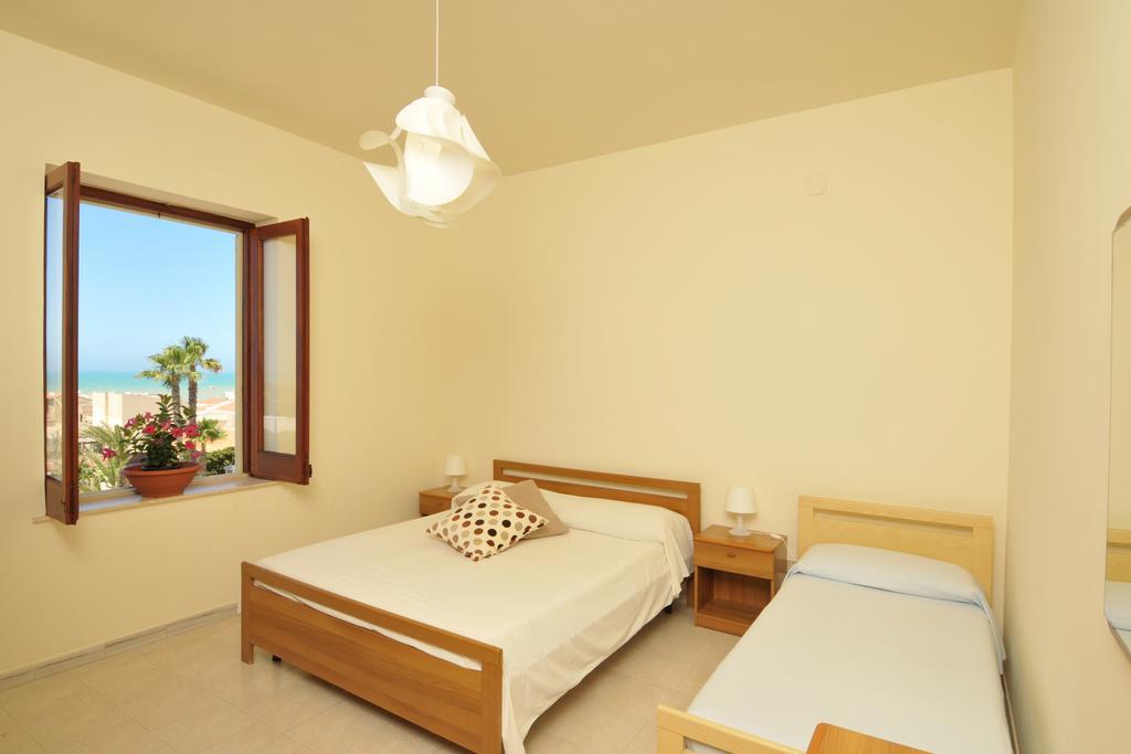 Residence Sicilia Mare- Casa Vacanza Scoglitti Dış mekan fotoğraf